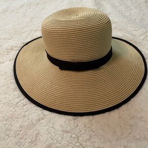 Beach hat